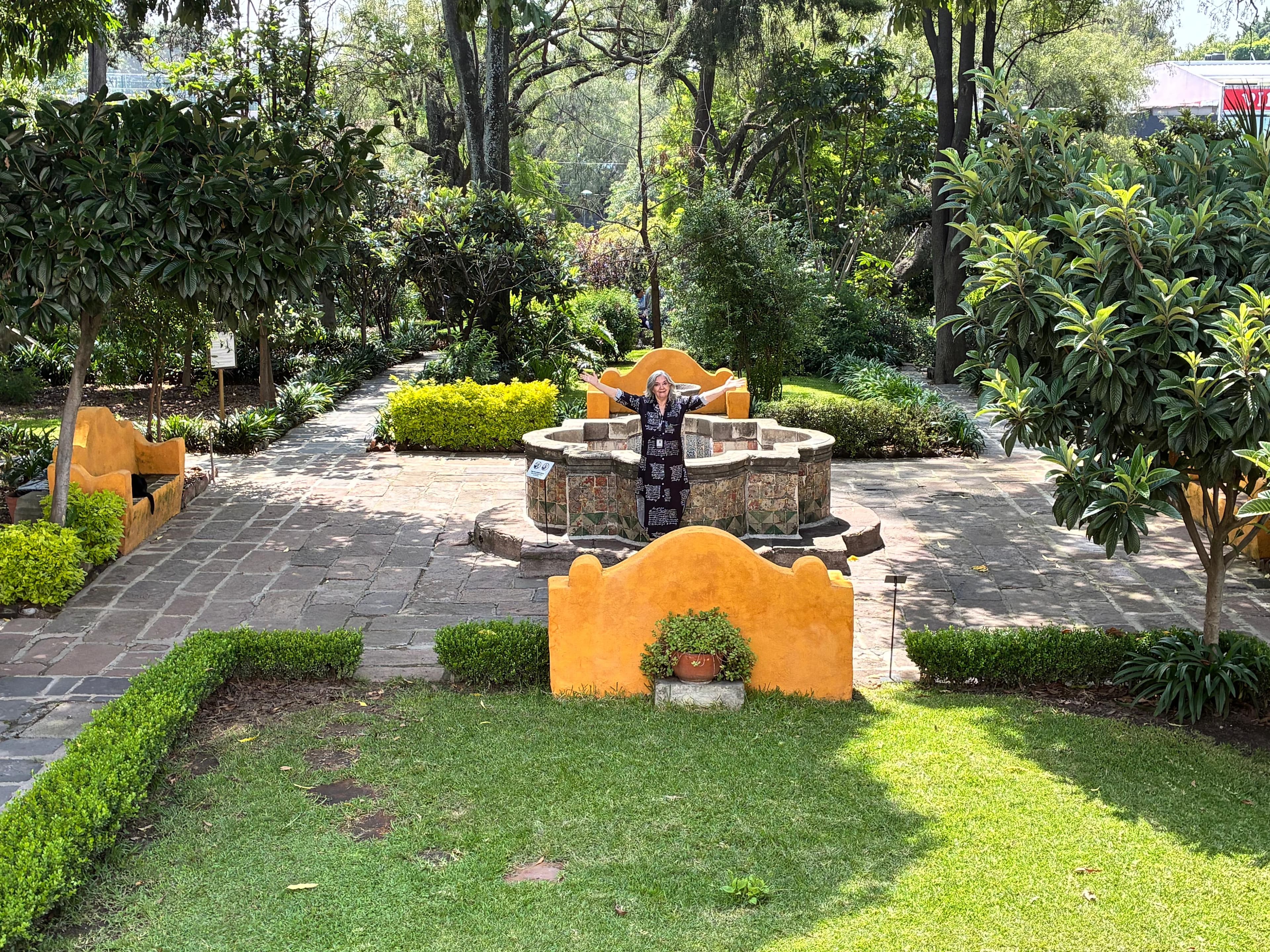 Grace’s San Ángel: Echoes of Elegance — photo 1 of 10